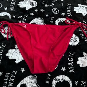 Op: red bikini bottoms
